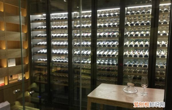 红酒柜如何保养 红酒柜保养方法有什么