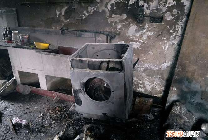 洗衣机里面放酒精会爆炸吗