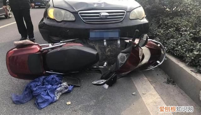 药家鑫什么时候被行刑的 21岁药家鑫被判死刑始末