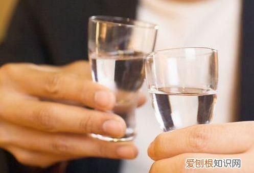 俄罗斯伏特加相当于中国哪种白酒