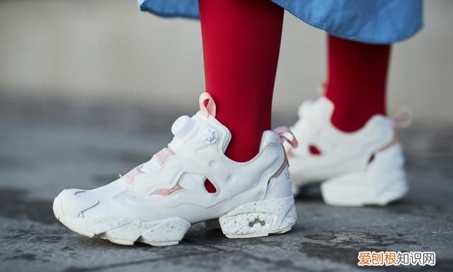 人的脚为什么会臭 出现脚臭的原因