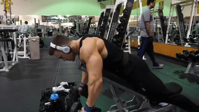 肩部锻炼黄金动作有哪些 肩部锻炼黄金动作