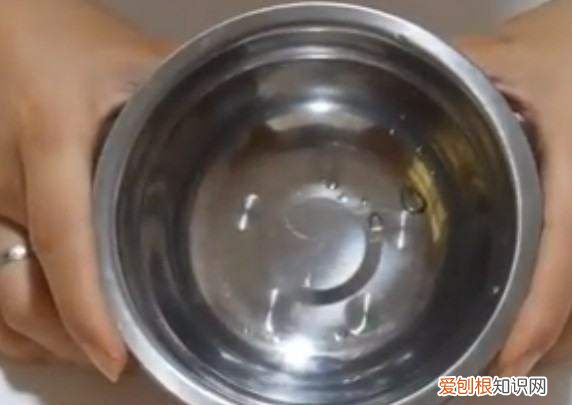 如何在家自制强力胶水，自制简易强力胶水粘塑料