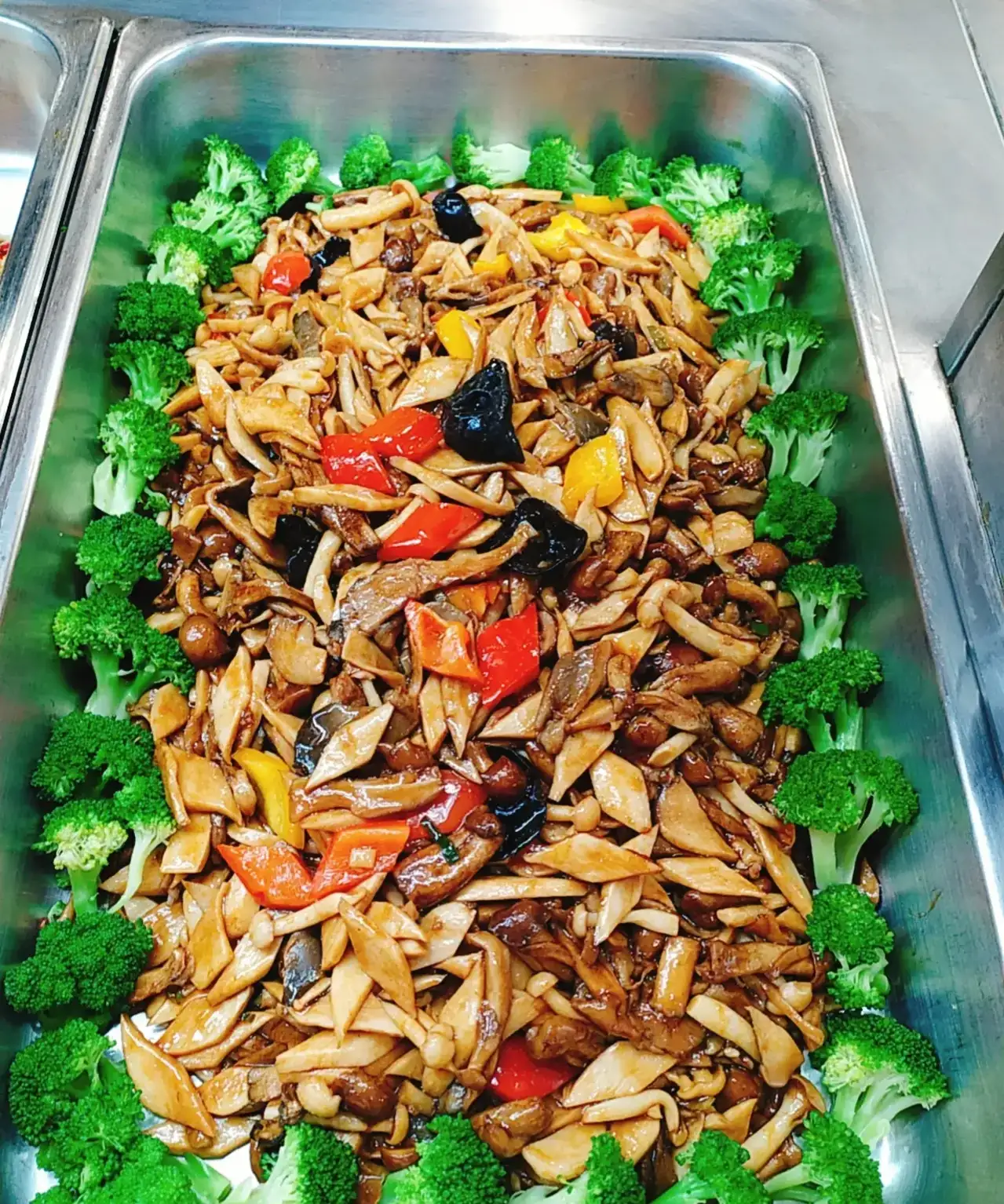 十元快餐店利润有多少 10元一份的快餐需要多少成本