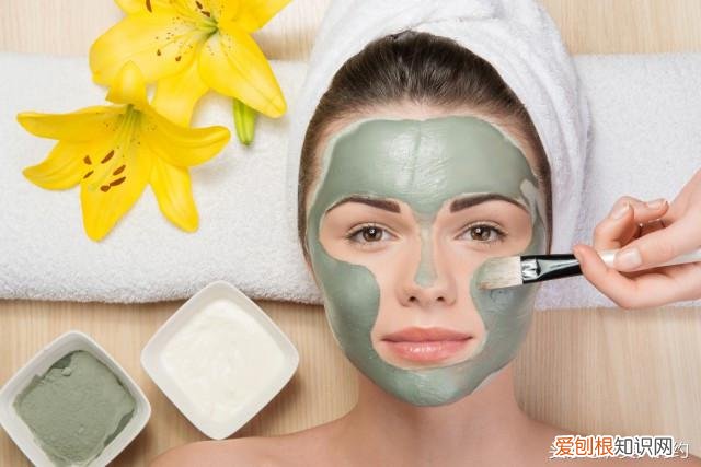 怎么去黑头在家里