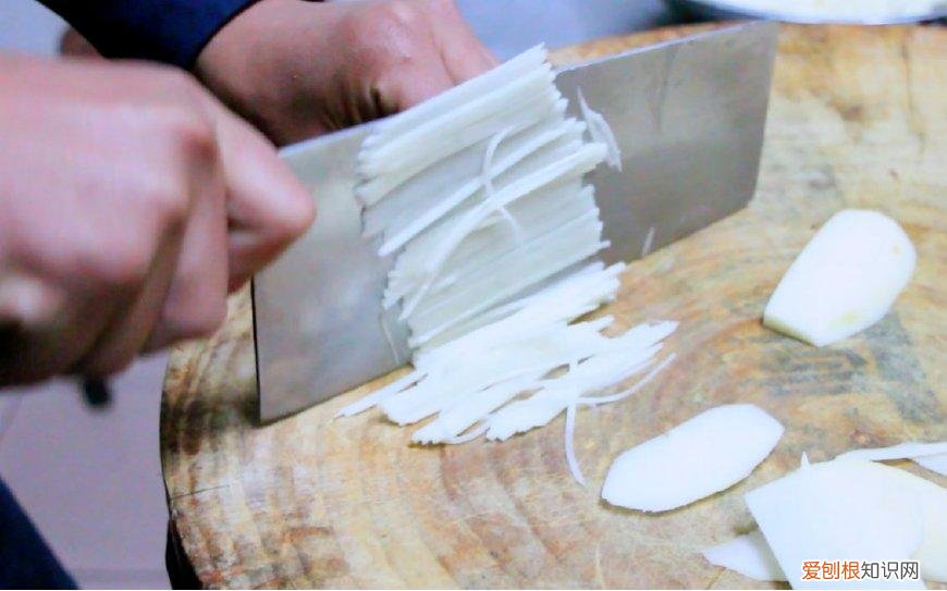 消毒碗柜发霉怎么办 家里的碗柜生霉怎么办