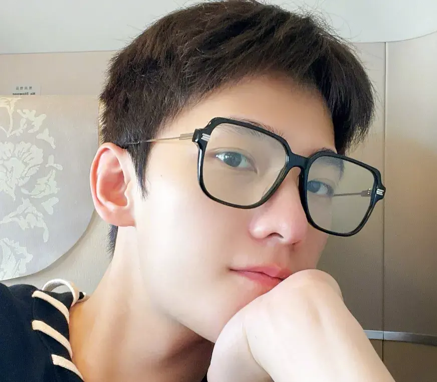 刘涛坐镇的《我是女演员》 |宽大双眼皮太瞩目