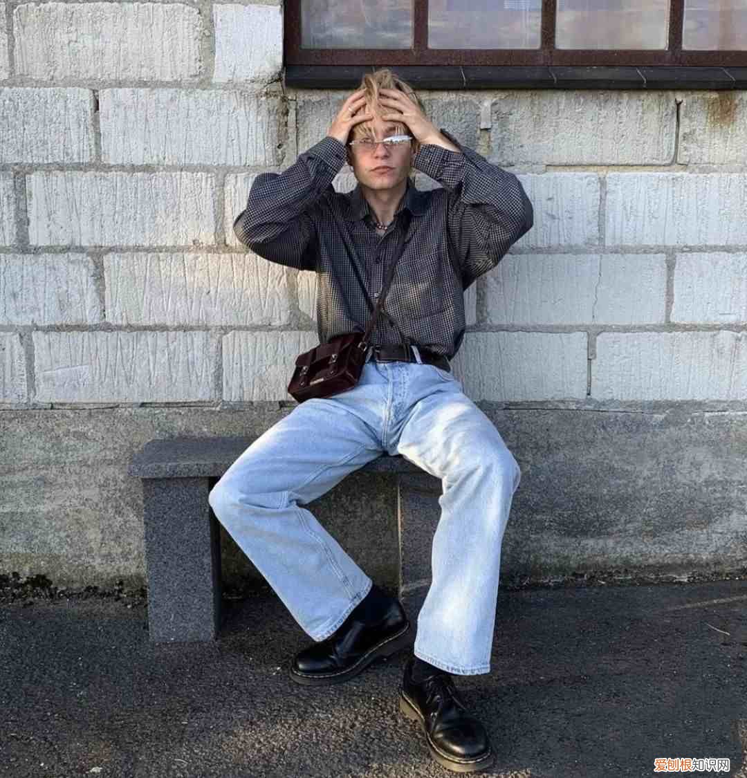 男士马丁鞋子怎么搭配 马丁靴搭配什么裤子好看