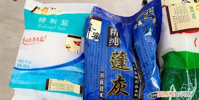 兰州拉面劲道好吃原来是放了蓬灰