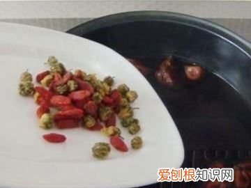 ktv的罗汉果茶怎么泡，罗汉果茶怎么煮 罗汉果茶如何煮