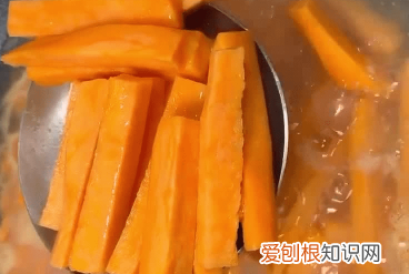 地瓜条怎样炸又酥又软视频，如何做出外酥内软的酥炸红薯棒