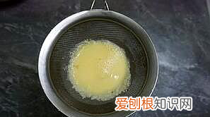 没有烤箱怎么做蛋挞，自制蛋挞的做法不用烤箱酥软又美味视频