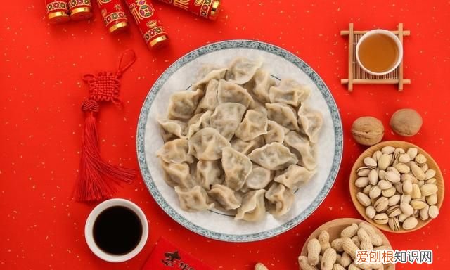 正月十五元宵吃什么食物,正月十五除了吃元宵还吃什么