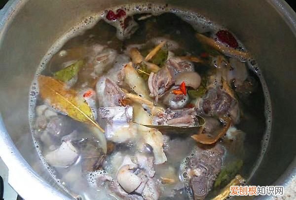 滋补羊肉汤怎么做,滋补羊肉汤放什么材料