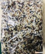 黑豆球的制作方法，怎么煮黑豆吃效果最好 制作黑豆糯米粥的方法