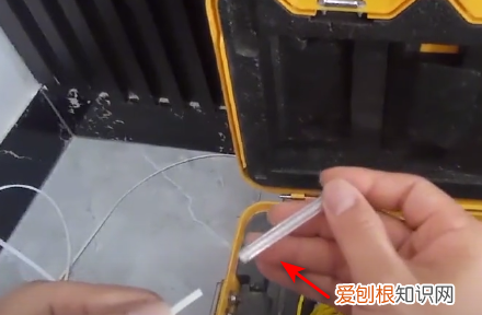 怎么安装宽带连接，电脑没装宽带可以连接手机热点吗
