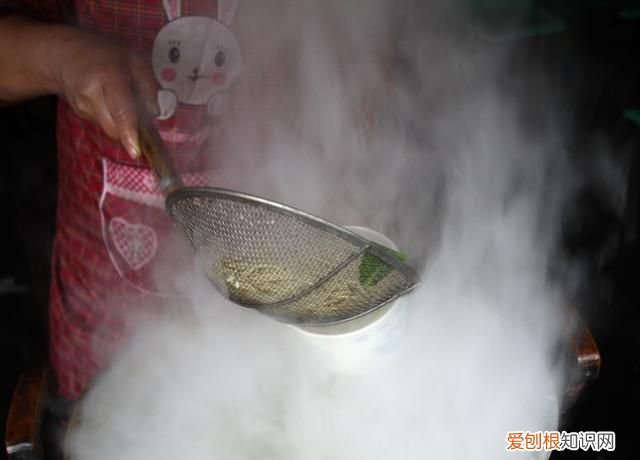 武汉的热干面是什么样子的