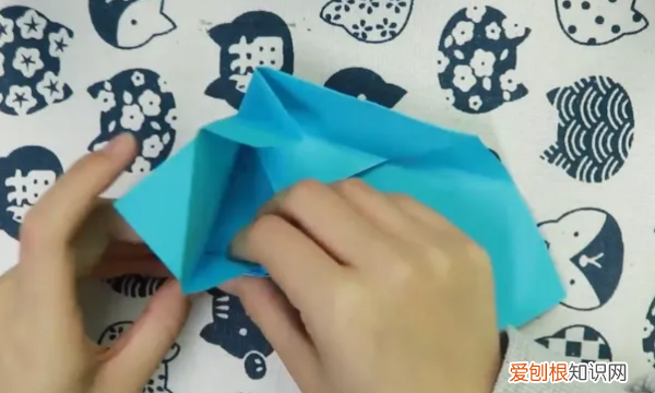 如何制作垃圾铲折纸,手工折纸垃圾桶怎么折简单又漂亮