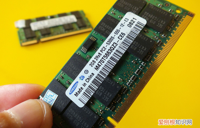 内存单根16g与2根8g有何区别