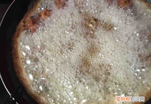 肉丸子怎么做不会散，我做肉丸做不成形怎么回事