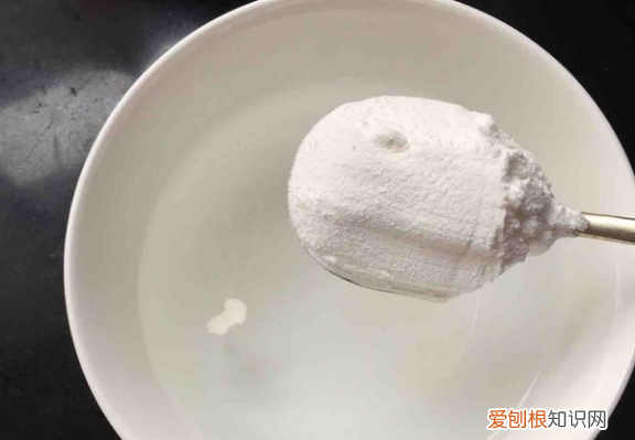 肉丸子怎么做不会散，我做肉丸做不成形怎么回事