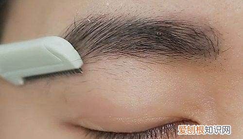 男生如何修眉毛,男生修眉怎么修好看