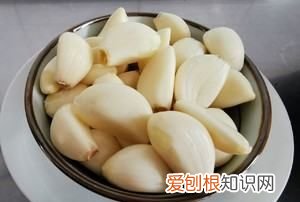 蒜蓉粉丝生蚝做法教程，正宗生蚝粉丝蒜蓉蒸几分钟