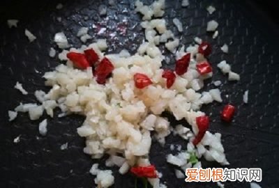 蒜蓉粉丝生蚝做法教程,正宗生蚝粉丝蒜蓉蒸几分钟