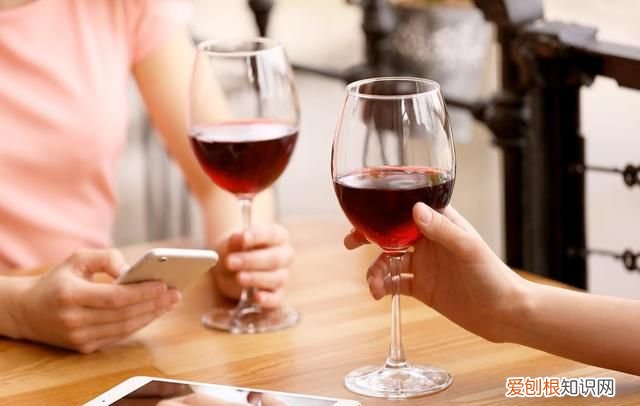 葡萄酒开瓶后喝不完怎么保存