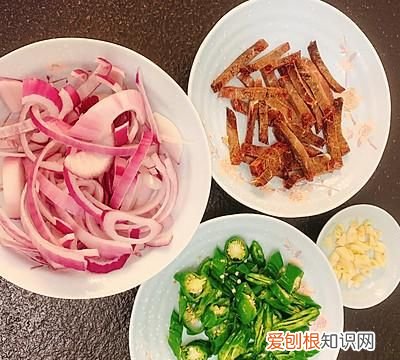 辣椒炒牛肉怎么炒好吃又嫩窍门 家常辣椒炒牛肉的做法