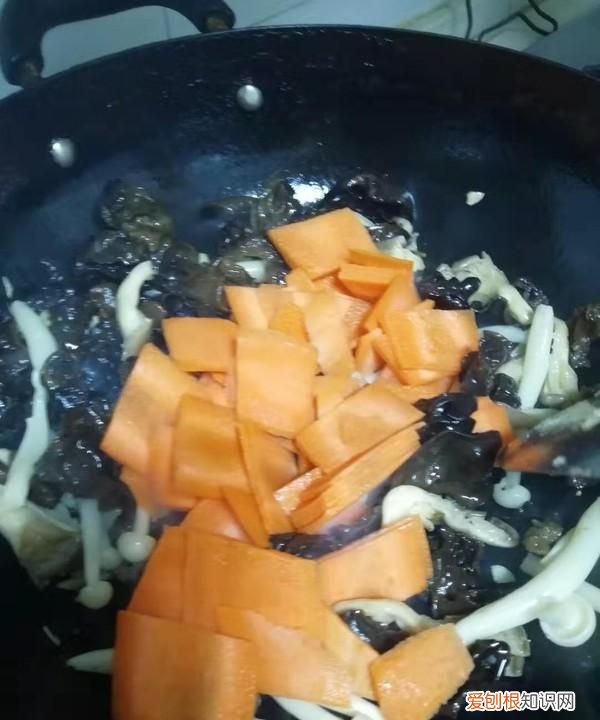 西红柿和豆腐可以一起炒吗怎么炒 豆腐怎么炒最简单好吃