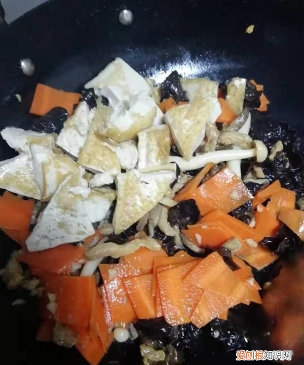 西红柿和豆腐可以一起炒吗怎么炒 豆腐怎么炒最简单好吃