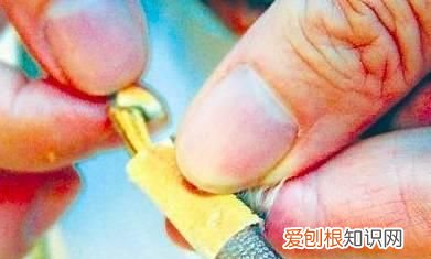 买螃蟹要怎么挑才会饱满