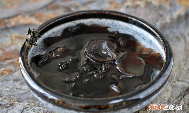 不用怀疑这菜绝对简单又下饭,下饭一绝这道菜吃10顿都不会腻