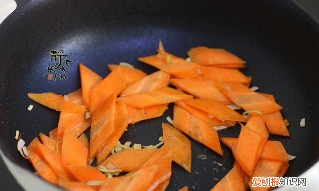 不用怀疑这菜绝对简单又下饭,下饭一绝这道菜吃10顿都不会腻