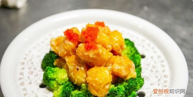 翡翠大虾球的做法,翡翠虾球的做法