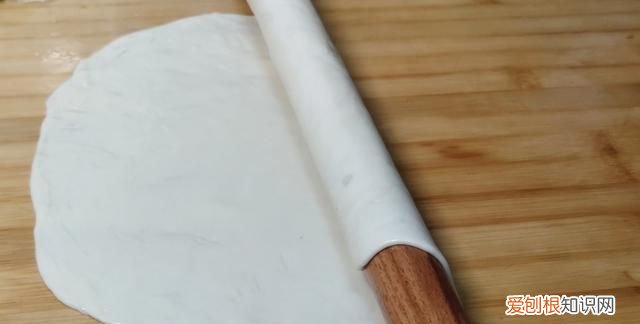 烙饼怎么做层多又软又好吃,平底锅烙饼咋可以烙得又酥又脆