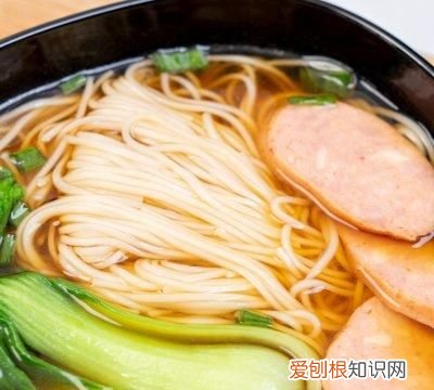 阳春面在家也能做,非常简单,好吃又开胃,最适合上班族