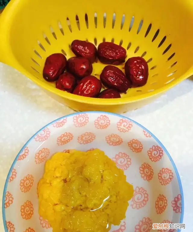 银耳跟金耳的区别是什么