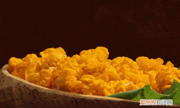 银耳跟金耳的区别是什么