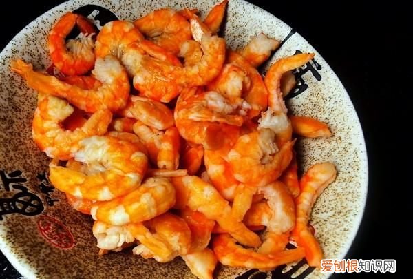 蒸不带粽叶的粽子的步骤,粽子叶用水煮过后还要用凉水泡吗