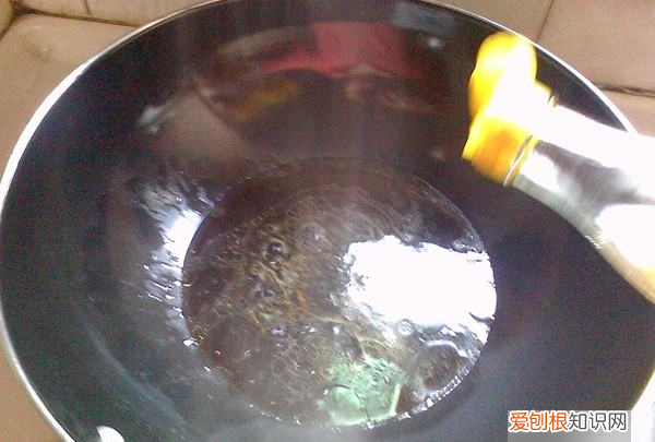 红烧狮子头最简单做法,红烧狮子头的制作方法及步骤