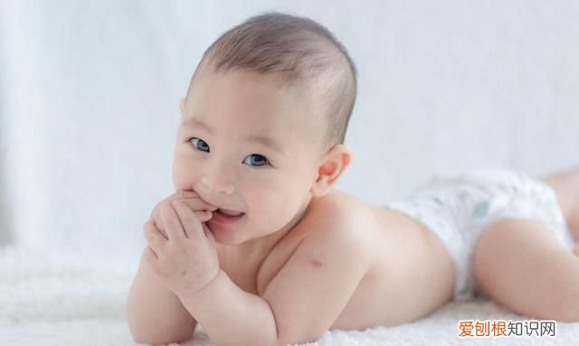 收藏贴3-18个月的宝宝作息时间表