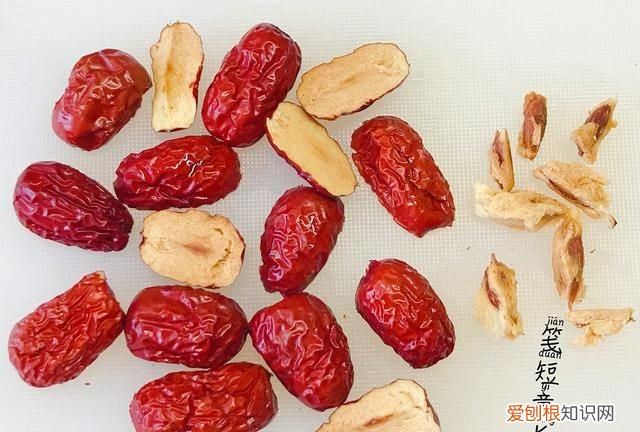 小寒时节煲什么排骨汤适合吃 小寒节气煲什么汤