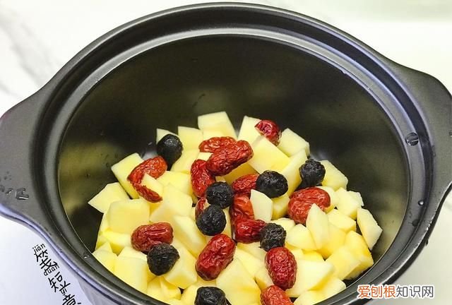 小寒时节煲什么排骨汤适合吃 小寒节气煲什么汤