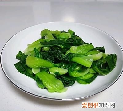 学会这道香菇油菜,让冬日美味加倍吧