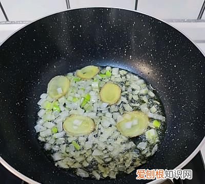 学会这道香菇油菜,让冬日美味加倍吧