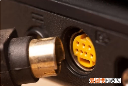 笔记本电脑怎么连接电视,笔记本电脑连接电视机怎么设置