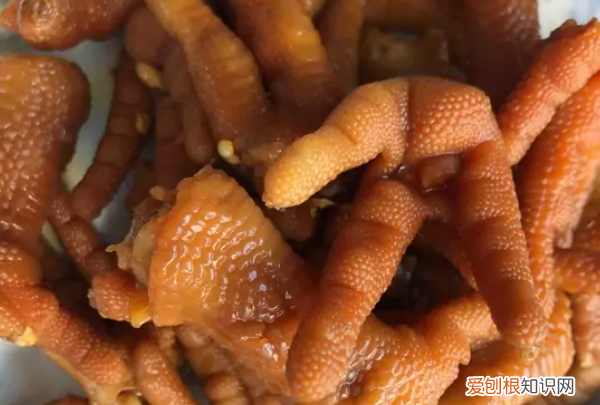 柠檬无骨鸡爪的详细做法，无骨柠檬鸡爪正宗制作方法