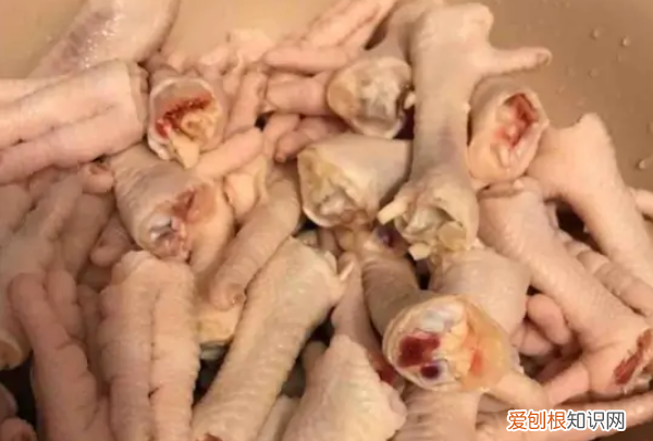 柠檬无骨鸡爪的详细做法，无骨柠檬鸡爪正宗制作方法